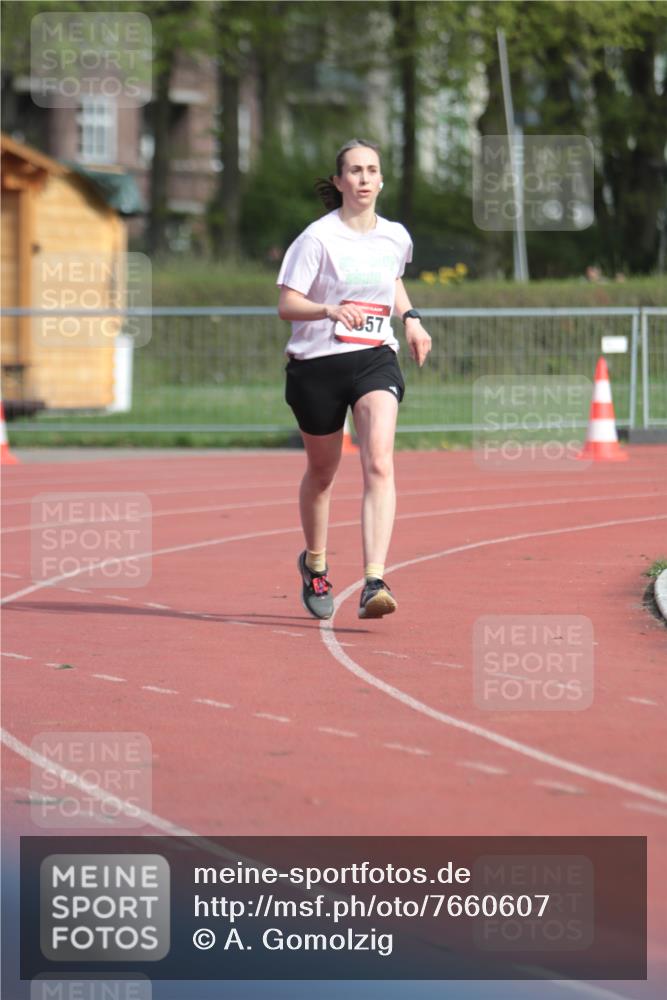 13.04.2025 - Hammer Lauf A. Gomolzig http://msf.ph/oto/7660607 13.04.2025 10:38:56 Ziel 1134, 1857 meine-sportfotos.de