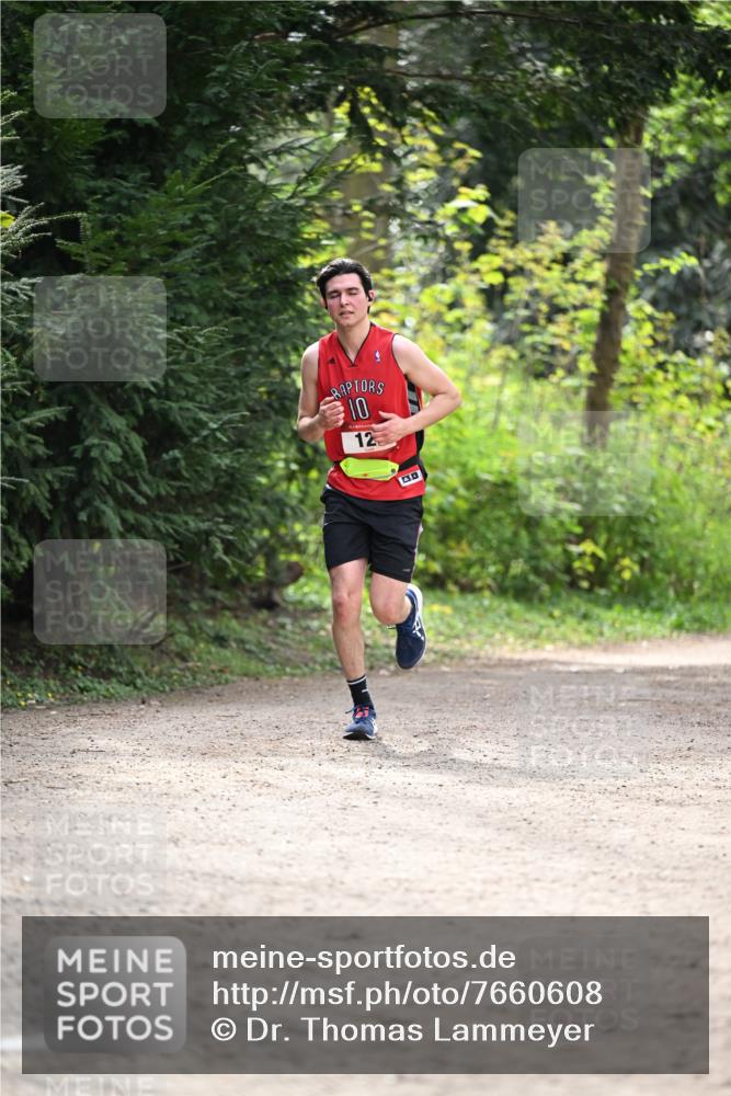 13.04.2025 - Hammer Lauf Dr. Thomas Lammeyer http://msf.ph/oto/7660608 13.04.2025 11:24:30 Laufen 10, 12, 4 meine-sportfotos.de