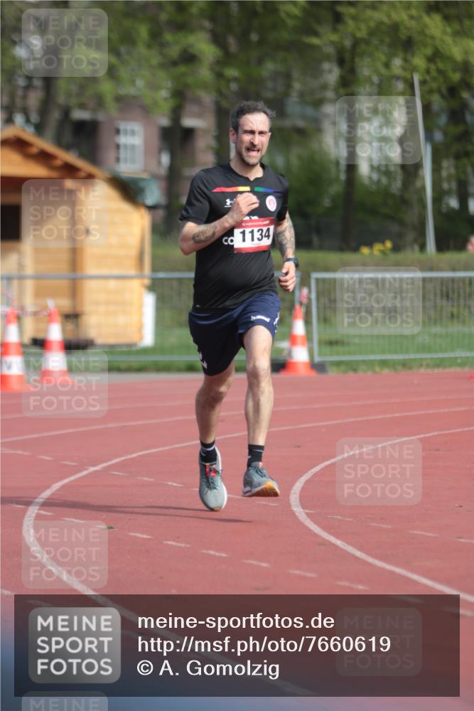 13.04.2025 - Hammer Lauf A. Gomolzig http://msf.ph/oto/7660619 13.04.2025 10:39:02 Ziel 1134 meine-sportfotos.de