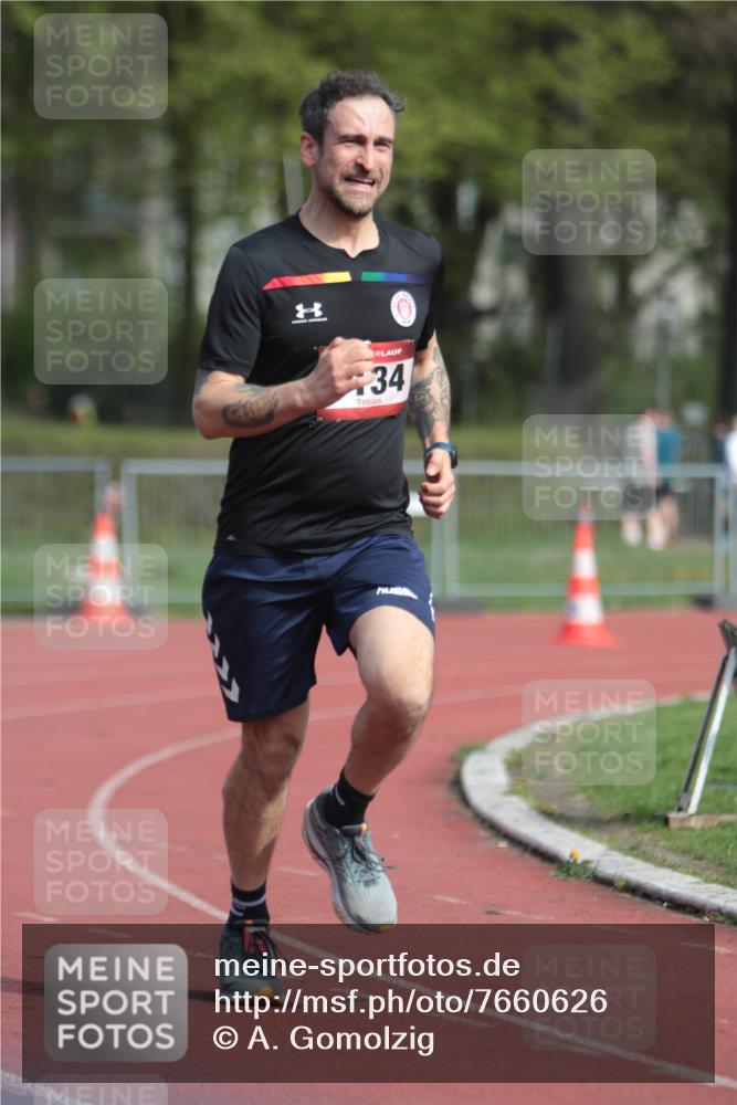 13.04.2025 - Hammer Lauf A. Gomolzig http://msf.ph/oto/7660626 13.04.2025 10:39:03 Ziel 207, 1134 meine-sportfotos.de