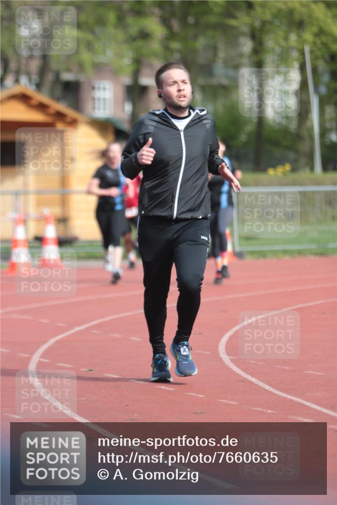 13.04.2025 - Hammer Lauf A. Gomolzig http://msf.ph/oto/7660635 13.04.2025 10:39:11 Ziel 207, 1059, 1060, 1799 meine-sportfotos.de