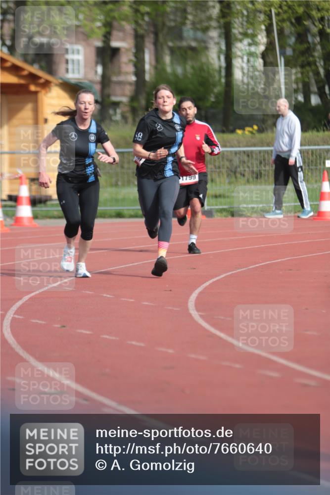 13.04.2025 - Hammer Lauf A. Gomolzig http://msf.ph/oto/7660640 13.04.2025 10:39:13 Ziel 207, 387, 1059, 1060, 1799 meine-sportfotos.de