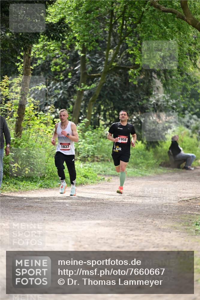 13.04.2025 - Hammer Lauf Dr. Thomas Lammeyer http://msf.ph/oto/7660667 13.04.2025 11:24:42 Laufen 1837, 10, 1958 meine-sportfotos.de