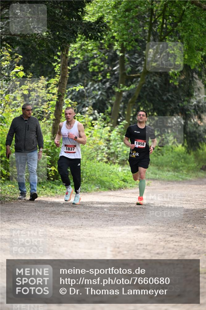 13.04.2025 - Hammer Lauf Dr. Thomas Lammeyer http://msf.ph/oto/7660680 13.04.2025 11:24:42 Laufen 1958, 1837, 21, 42, 10 meine-sportfotos.de