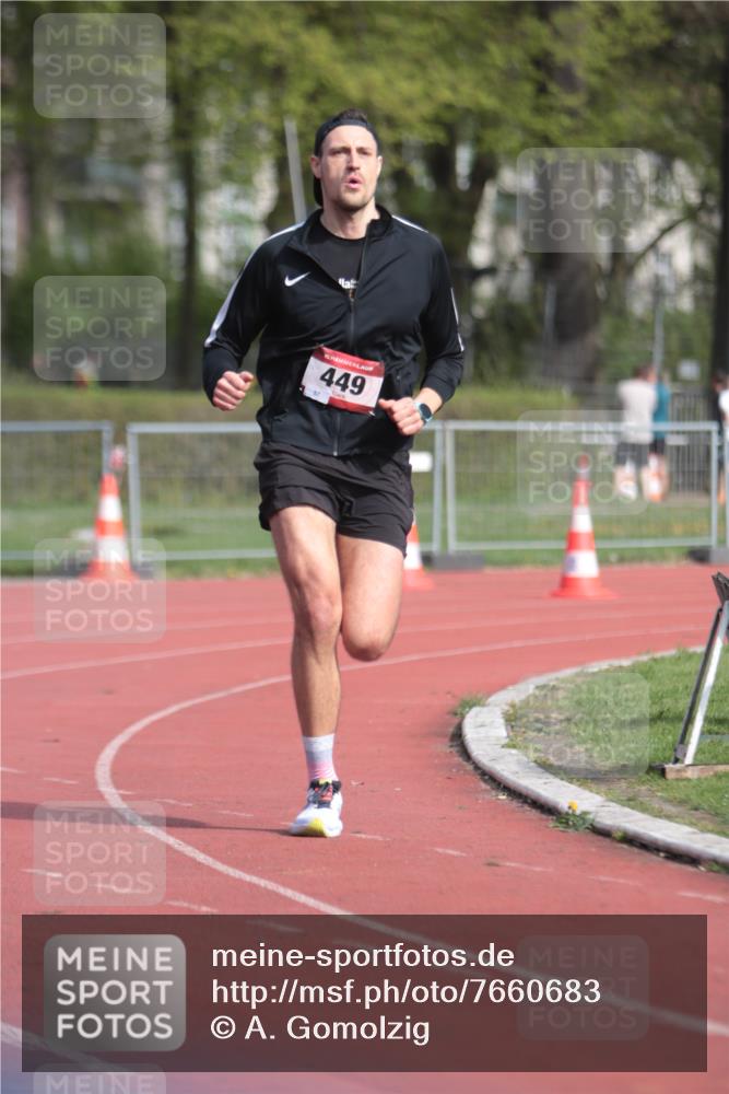 13.04.2025 - Hammer Lauf A. Gomolzig http://msf.ph/oto/7660683 13.04.2025 10:39:32 Ziel 438, 449, 824, 839 meine-sportfotos.de