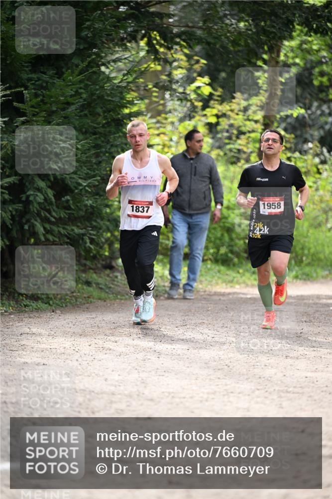 13.04.2025 - Hammer Lauf Dr. Thomas Lammeyer http://msf.ph/oto/7660709 13.04.2025 11:24:44 Laufen 1837, 1958, 315, 10 meine-sportfotos.de