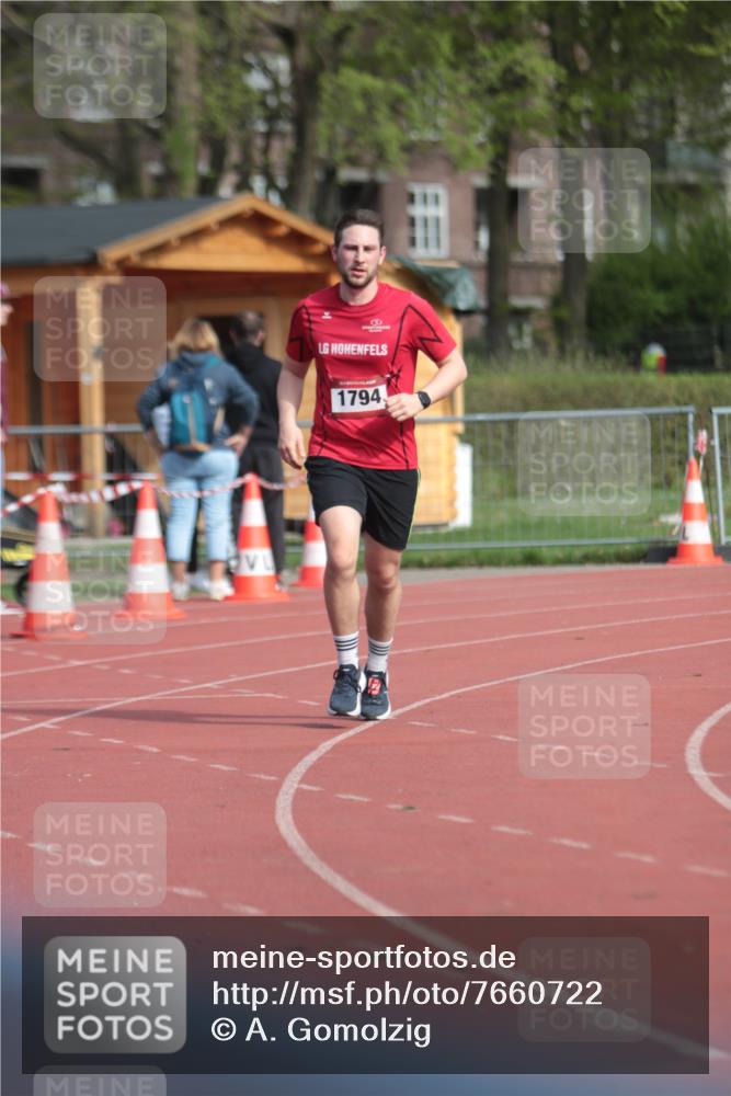 13.04.2025 - Hammer Lauf A. Gomolzig http://msf.ph/oto/7660722 13.04.2025 10:40:02 Ziel 1794 meine-sportfotos.de