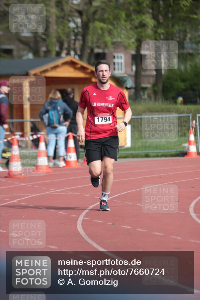 13.04.2025 - Hammer Lauf A. Gomolzig http://msf.ph/oto/7660724 13.04.2025 10:40:02 Ziel 1794 meine-sportfotos.de