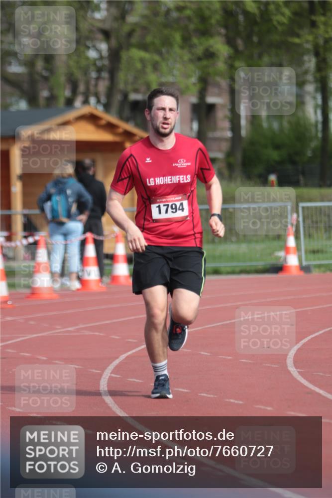 13.04.2025 - Hammer Lauf A. Gomolzig http://msf.ph/oto/7660727 13.04.2025 10:40:03 Ziel 1794 meine-sportfotos.de
