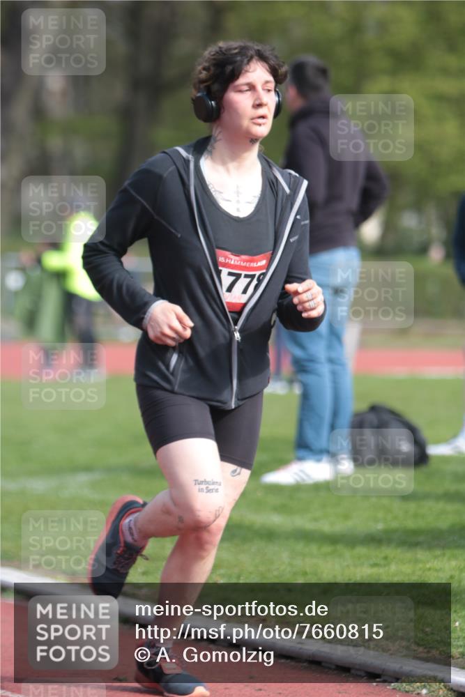 13.04.2025 - Hammer Lauf A. Gomolzig http://msf.ph/oto/7660815 13.04.2025 10:40:51 Ziel  meine-sportfotos.de