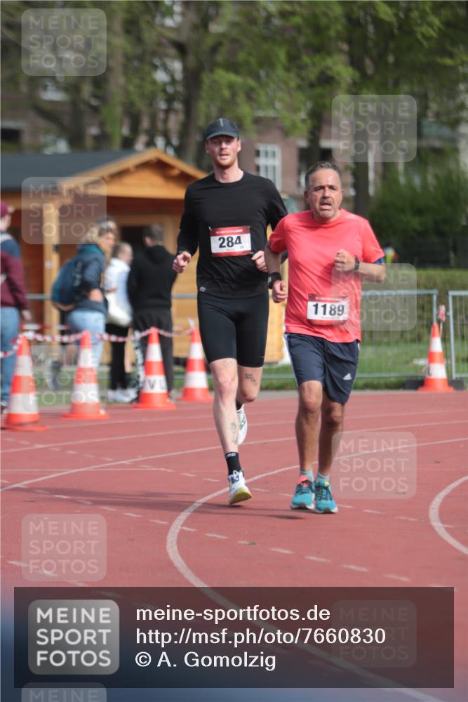 13.04.2025 - Hammer Lauf A. Gomolzig http://msf.ph/oto/7660830 13.04.2025 10:41:09 Ziel 284, 1189 meine-sportfotos.de