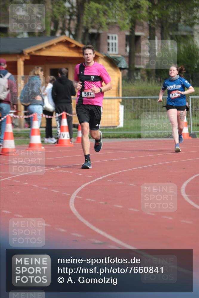 13.04.2025 - Hammer Lauf A. Gomolzig http://msf.ph/oto/7660841 13.04.2025 10:41:14 Ziel 151, 587 meine-sportfotos.de