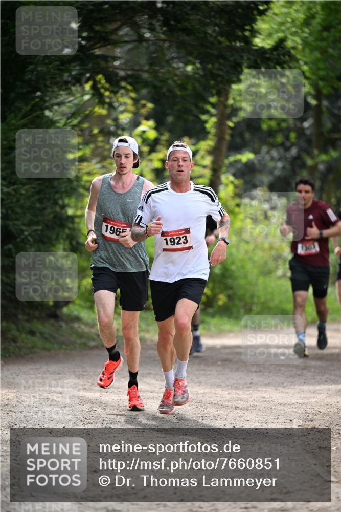 13.04.2025 - Hammer Lauf Dr. Thomas Lammeyer http://msf.ph/oto/7660851 13.04.2025 11:25:03 Laufen 196, 15, 1923, 7303 meine-sportfotos.de