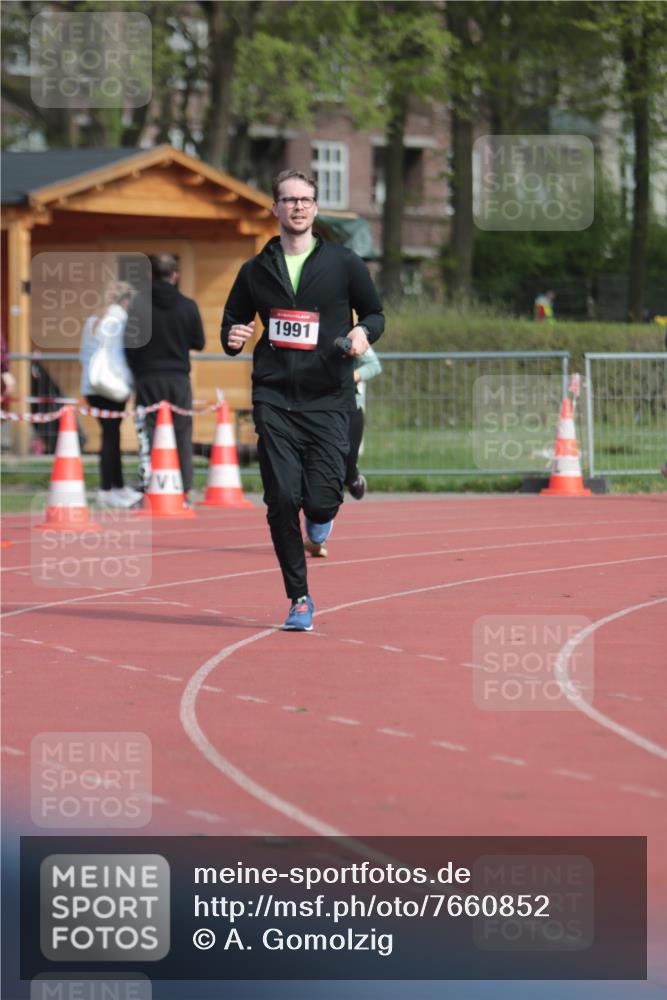13.04.2025 - Hammer Lauf A. Gomolzig http://msf.ph/oto/7660852 13.04.2025 10:41:23 Ziel 491 meine-sportfotos.de