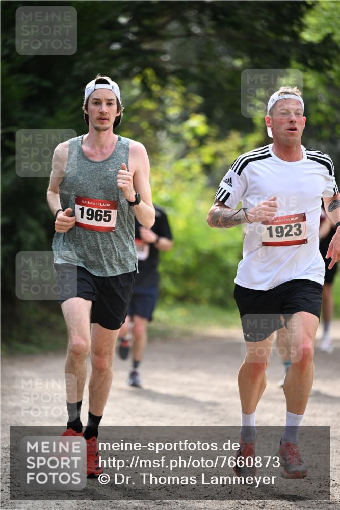13.04.2025 - Hammer Lauf Dr. Thomas Lammeyer http://msf.ph/oto/7660873 13.04.2025 11:25:04 Laufen 15, 1965, 15, 1923 meine-sportfotos.de
