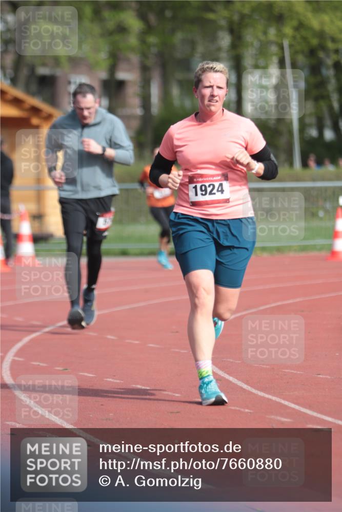 13.04.2025 - Hammer Lauf A. Gomolzig http://msf.ph/oto/7660880 13.04.2025 10:41:56 Ziel 212, 574, 1924 meine-sportfotos.de