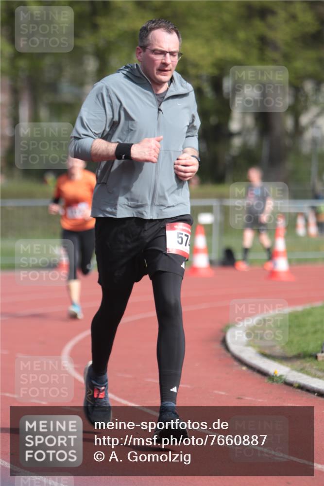 13.04.2025 - Hammer Lauf A. Gomolzig http://msf.ph/oto/7660887 13.04.2025 10:41:59 Ziel 212, 574, 600, 605, 981 meine-sportfotos.de