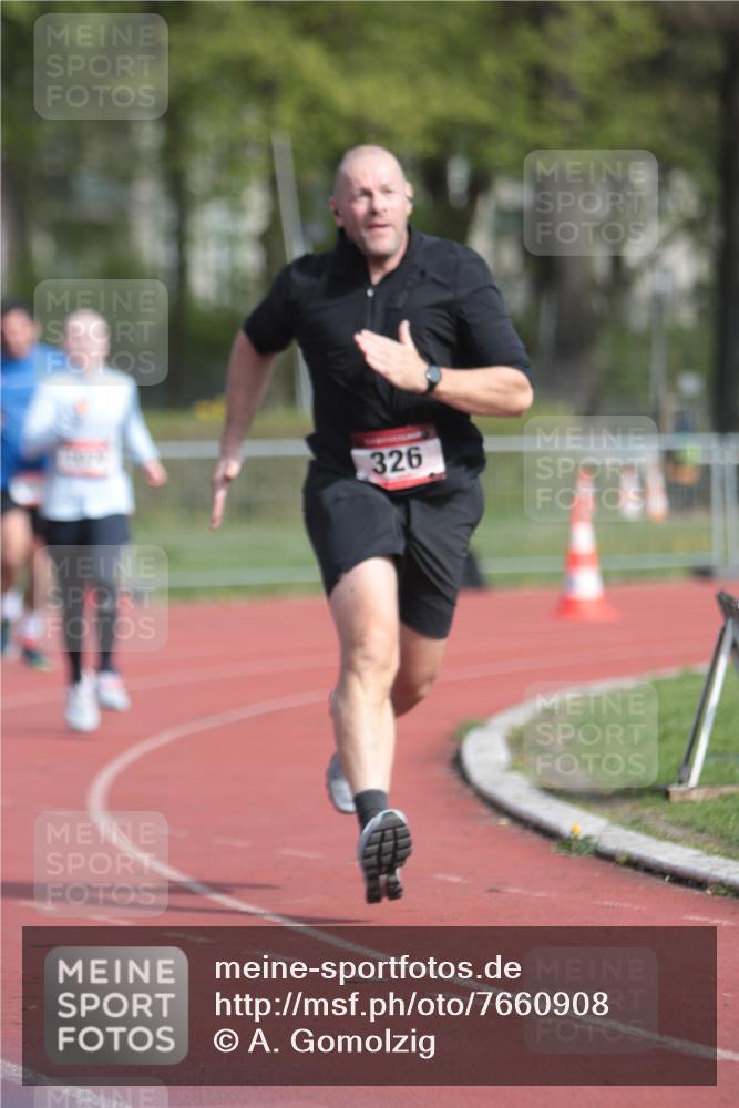 13.04.2025 - Hammer Lauf A. Gomolzig http://msf.ph/oto/7660908 13.04.2025 10:42:17 Ziel 326, 525, 526, 550, 772, 926, 1061, 1079, 1990 meine-sportfotos.de