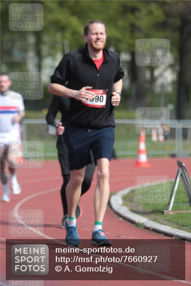 13.04.2025 - Hammer Lauf A. Gomolzig http://msf.ph/oto/7660927 13.04.2025 10:42:24 Ziel 269, 525, 526, 550, 772, 926, 1061, 1990 meine-sportfotos.de