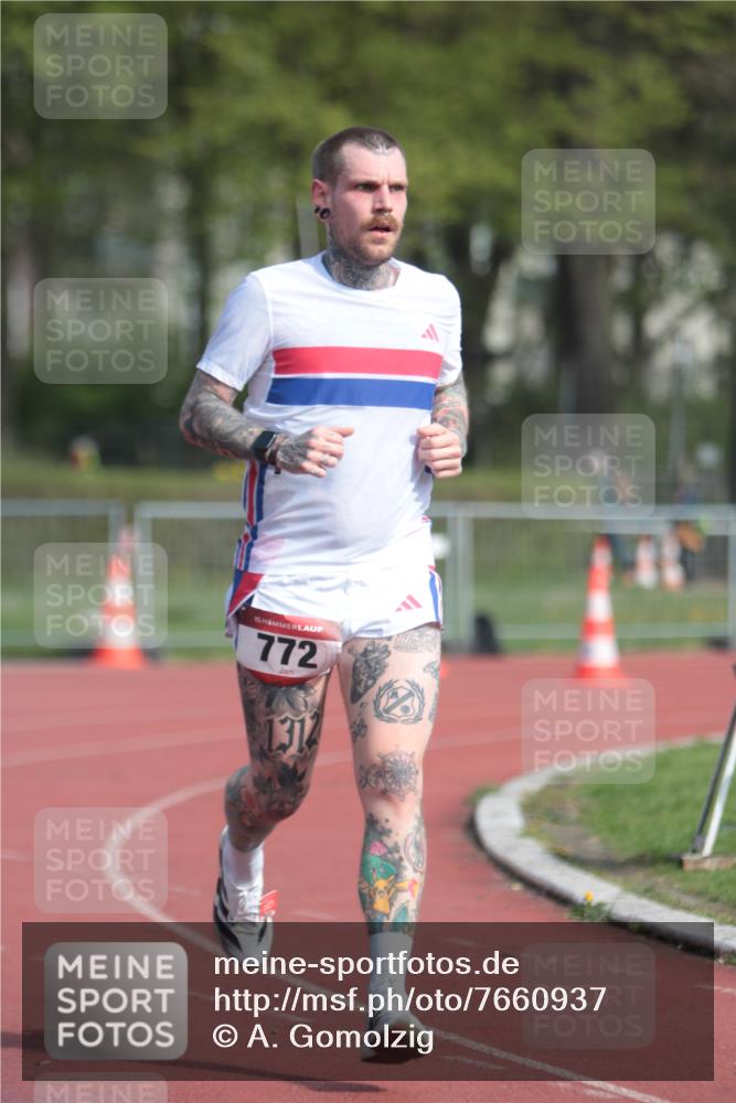 13.04.2025 - Hammer Lauf A. Gomolzig http://msf.ph/oto/7660937 13.04.2025 10:42:27 Ziel 269, 550, 772 meine-sportfotos.de