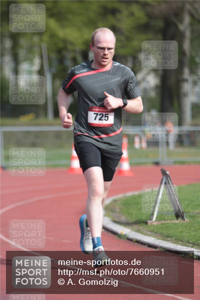 13.04.2025 - Hammer Lauf A. Gomolzig http://msf.ph/oto/7660951 13.04.2025 10:42:44 Ziel 725 meine-sportfotos.de