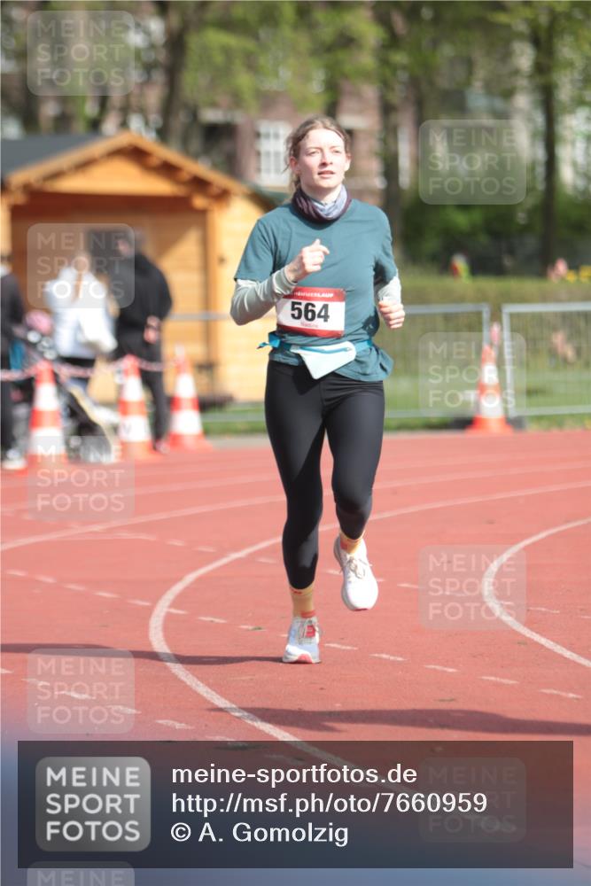 13.04.2025 - Hammer Lauf A. Gomolzig http://msf.ph/oto/7660959 13.04.2025 10:43:03 Ziel 288, 338, 564, 675 meine-sportfotos.de