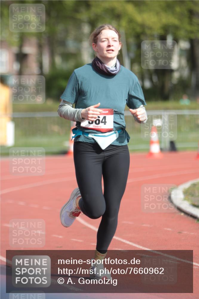 13.04.2025 - Hammer Lauf A. Gomolzig http://msf.ph/oto/7660962 13.04.2025 10:43:04 Ziel 288, 338, 564, 675 meine-sportfotos.de