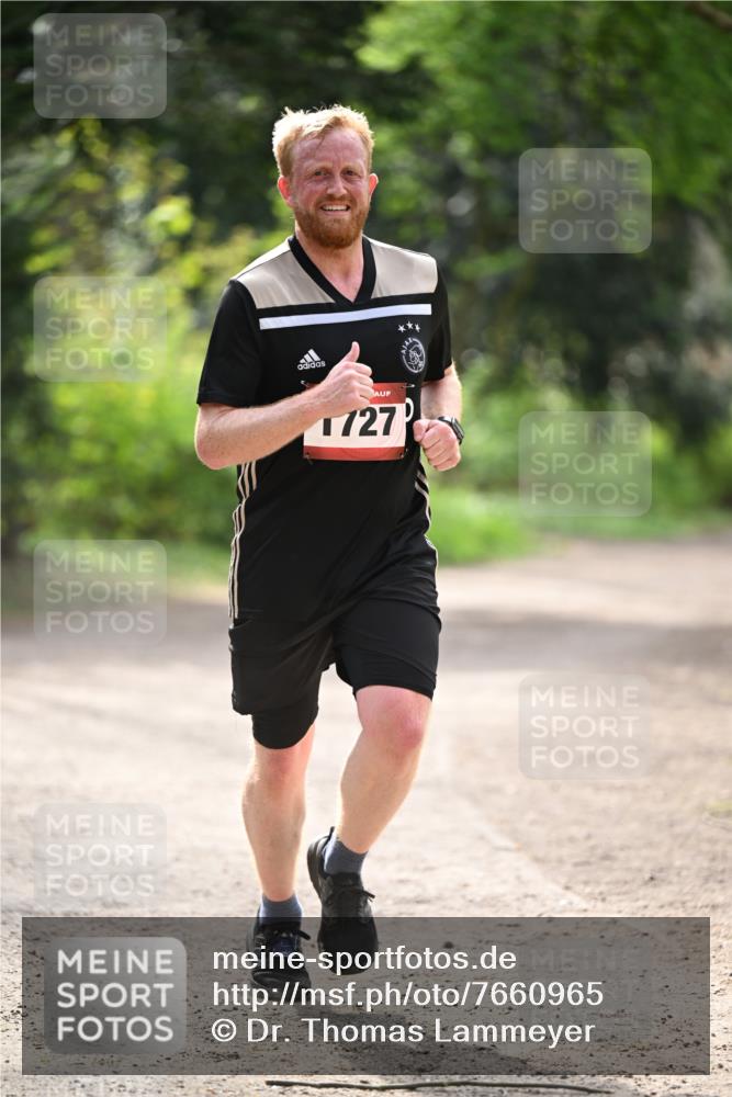 13.04.2025 - Hammer Lauf Dr. Thomas Lammeyer http://msf.ph/oto/7660965 13.04.2025 11:25:12 Laufen 727 meine-sportfotos.de