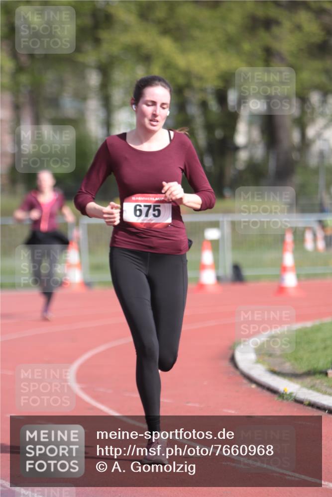 13.04.2025 - Hammer Lauf A. Gomolzig http://msf.ph/oto/7660968 13.04.2025 10:43:13 Ziel 675, 1147 meine-sportfotos.de