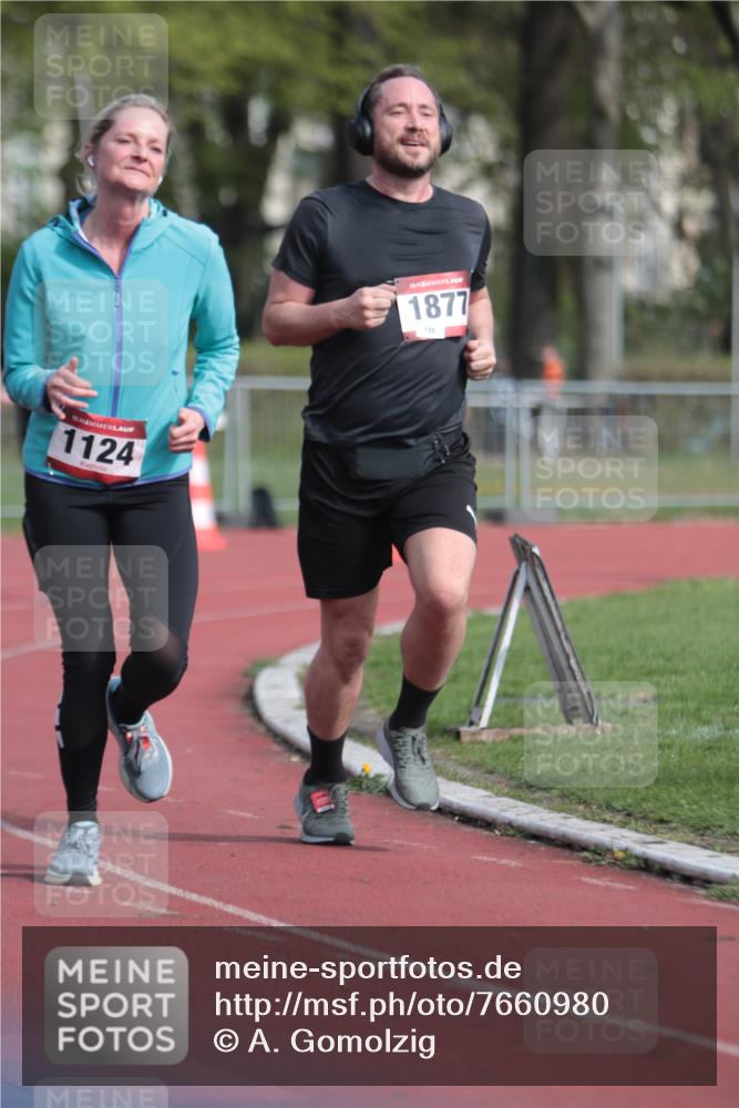 13.04.2025 - Hammer Lauf A. Gomolzig http://msf.ph/oto/7660980 13.04.2025 10:43:24 Ziel 159, 962, 1124, 1805, 1877, 1956 meine-sportfotos.de