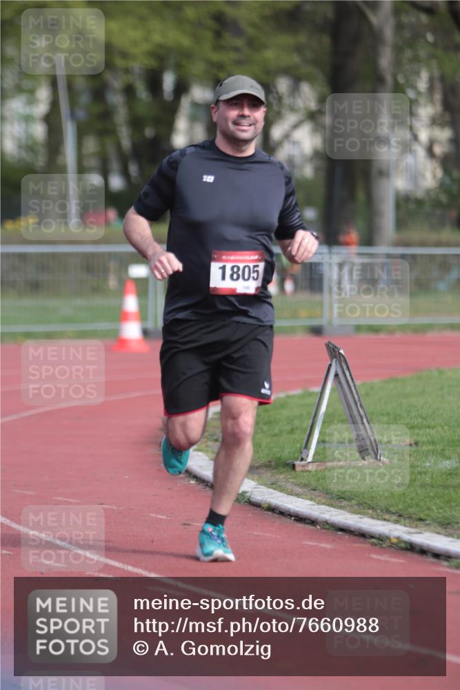 13.04.2025 - Hammer Lauf A. Gomolzig http://msf.ph/oto/7660988 13.04.2025 10:43:28 Ziel 159, 962, 965, 994, 1805, 1956 meine-sportfotos.de