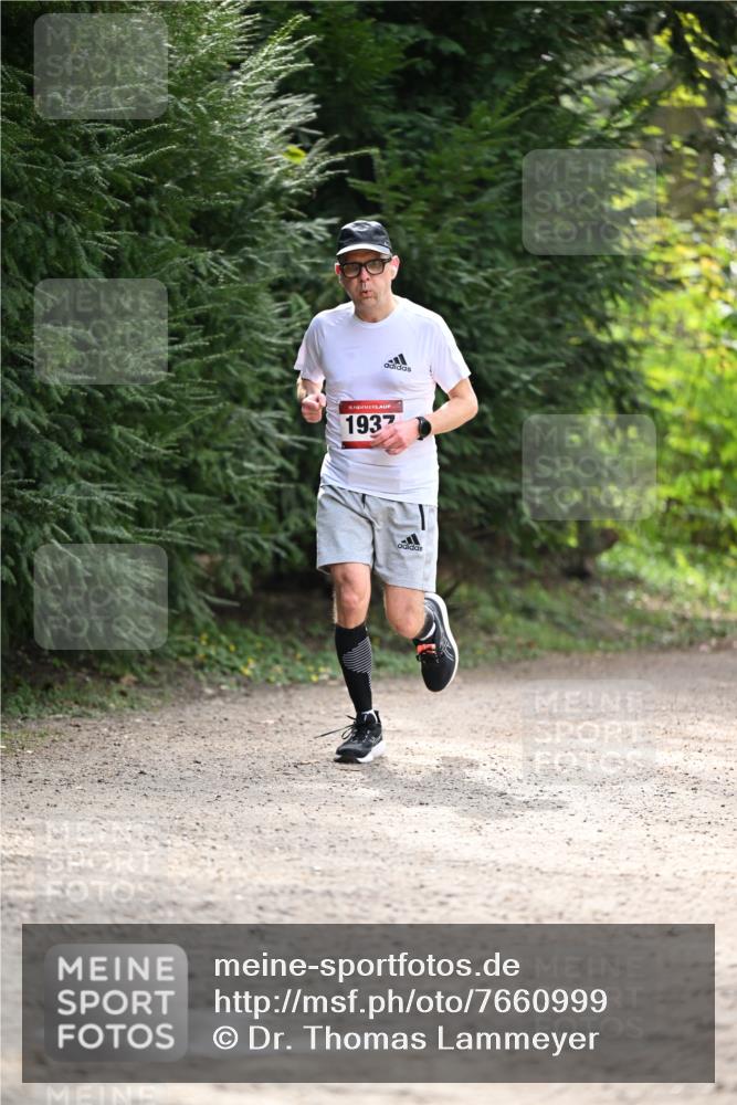 13.04.2025 - Hammer Lauf Dr. Thomas Lammeyer http://msf.ph/oto/7660999 13.04.2025 11:25:29 Laufen 15, 1937 meine-sportfotos.de