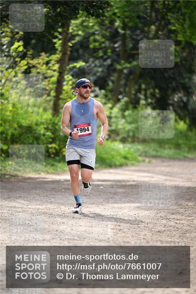 13.04.2025 - Hammer Lauf Dr. Thomas Lammeyer http://msf.ph/oto/7661007 13.04.2025 11:25:30 Laufen 15, 1994 meine-sportfotos.de