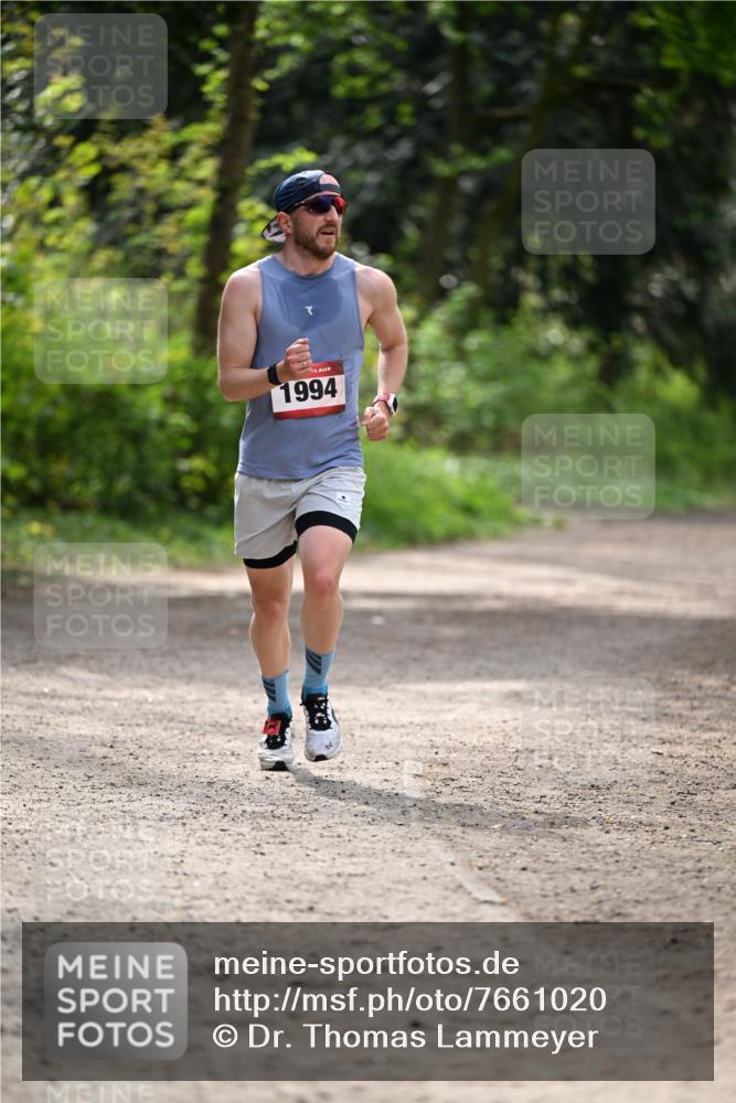 13.04.2025 - Hammer Lauf Dr. Thomas Lammeyer http://msf.ph/oto/7661020 13.04.2025 11:25:31 Laufen 1994 meine-sportfotos.de