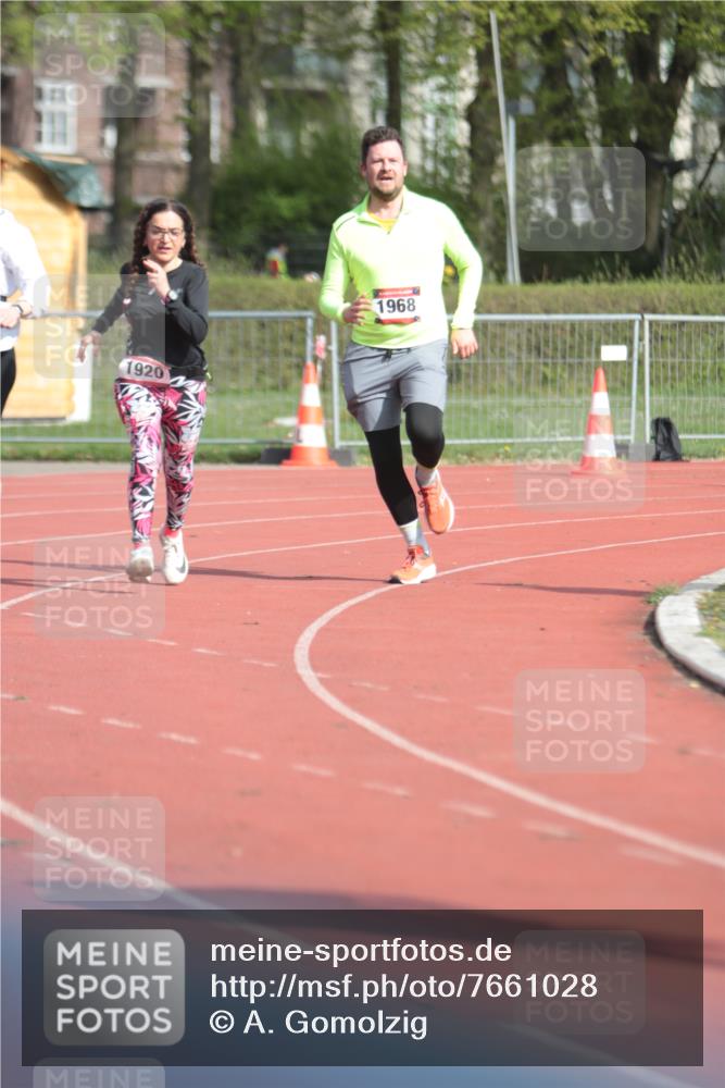 13.04.2025 - Hammer Lauf A. Gomolzig http://msf.ph/oto/7661028 13.04.2025 10:43:43 Ziel 136, 1920, 1968 meine-sportfotos.de