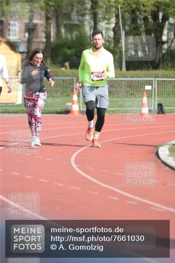 13.04.2025 - Hammer Lauf A. Gomolzig http://msf.ph/oto/7661030 13.04.2025 10:43:43 Ziel 136, 1920, 1968 meine-sportfotos.de