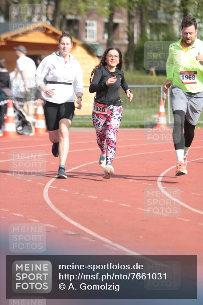 13.04.2025 - Hammer Lauf A. Gomolzig http://msf.ph/oto/7661031 13.04.2025 10:43:44 Ziel 136, 1920, 1968 meine-sportfotos.de