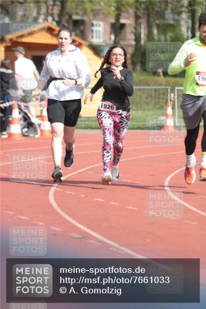 13.04.2025 - Hammer Lauf A. Gomolzig http://msf.ph/oto/7661033 13.04.2025 10:43:44 Ziel 136, 1920, 1968 meine-sportfotos.de