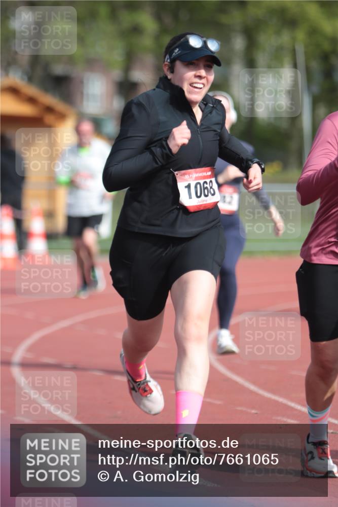 13.04.2025 - Hammer Lauf A. Gomolzig http://msf.ph/oto/7661065 13.04.2025 10:44:03 Ziel 157, 1063, 1342 meine-sportfotos.de