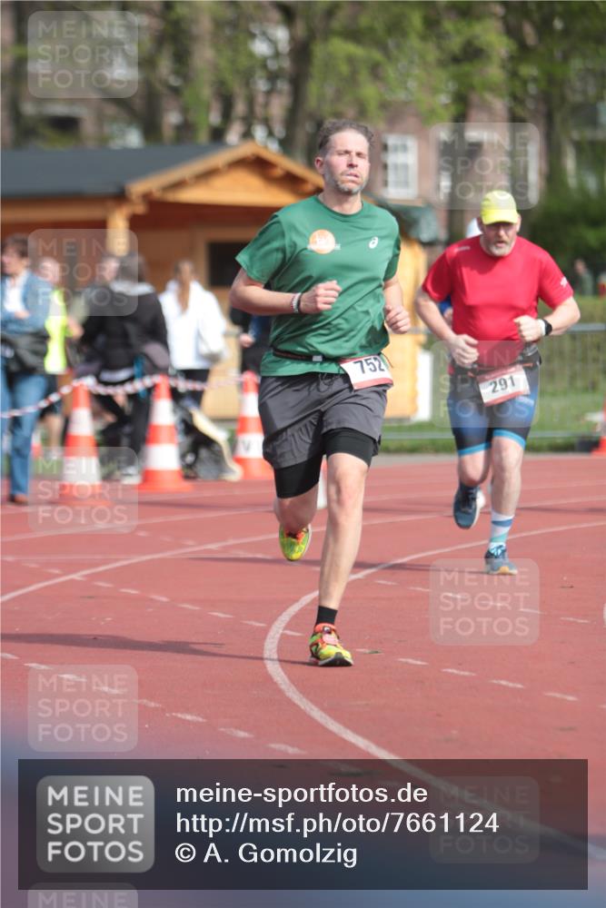 13.04.2025 - Hammer Lauf A. Gomolzig http://msf.ph/oto/7661124 13.04.2025 10:44:41 Ziel 181, 291, 311, 694, 695, 752, 1927, 1928, 1986 meine-sportfotos.de