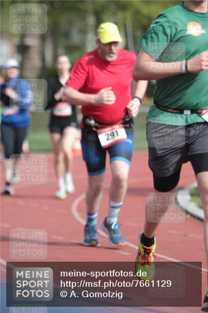 13.04.2025 - Hammer Lauf A. Gomolzig http://msf.ph/oto/7661129 13.04.2025 10:44:43 Ziel 181, 291, 311, 694, 695, 752, 823, 1927, 1928, 1986 meine-sportfotos.de