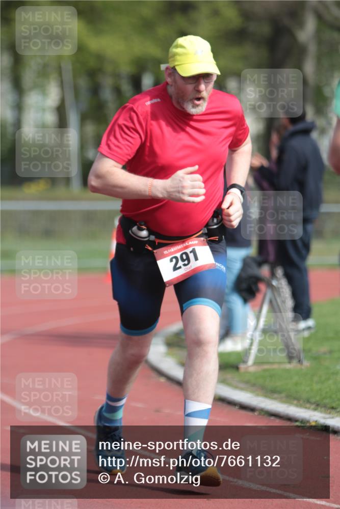 13.04.2025 - Hammer Lauf A. Gomolzig http://msf.ph/oto/7661132 13.04.2025 10:44:44 Ziel 181, 311, 694, 695, 823, 1927, 1928, 1986 meine-sportfotos.de