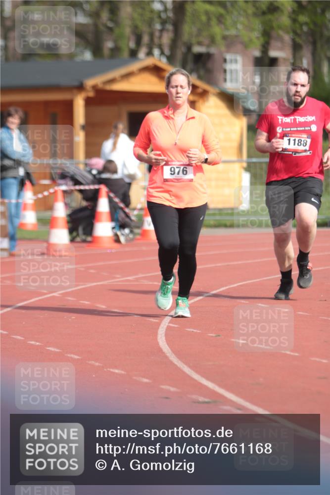 13.04.2025 - Hammer Lauf A. Gomolzig http://msf.ph/oto/7661168 13.04.2025 10:45:06 Ziel 976, 1188 meine-sportfotos.de