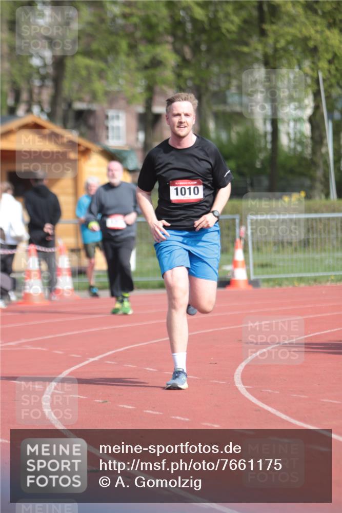 13.04.2025 - Hammer Lauf A. Gomolzig http://msf.ph/oto/7661175 13.04.2025 10:45:24 Ziel 110, 125, 1010 meine-sportfotos.de