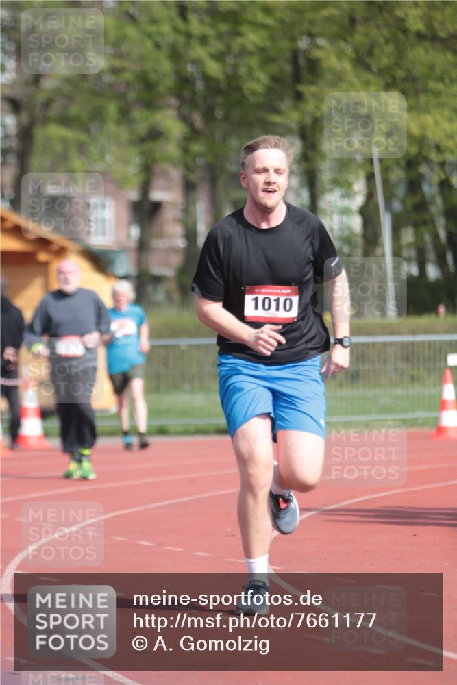 13.04.2025 - Hammer Lauf A. Gomolzig http://msf.ph/oto/7661177 13.04.2025 10:45:25 Ziel 110, 125, 1010 meine-sportfotos.de