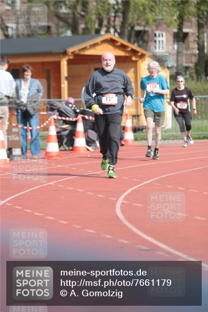 13.04.2025 - Hammer Lauf A. Gomolzig http://msf.ph/oto/7661179 13.04.2025 10:45:27 Ziel 110, 125, 323 meine-sportfotos.de