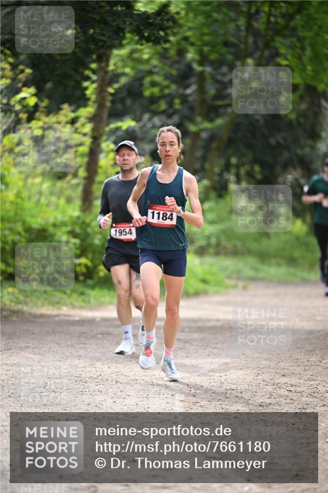 13.04.2025 - Hammer Lauf Dr. Thomas Lammeyer http://msf.ph/oto/7661180 13.04.2025 11:26:10 Laufen 1954, 15, 1184 meine-sportfotos.de