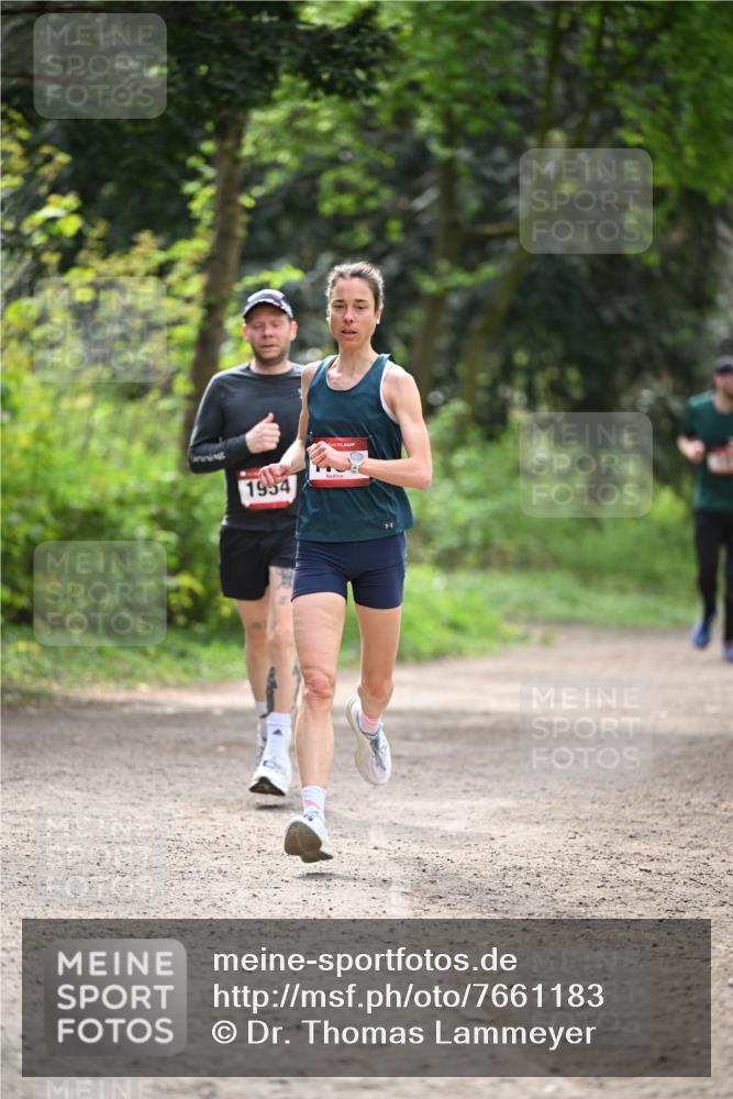 13.04.2025 - Hammer Lauf Dr. Thomas Lammeyer http://msf.ph/oto/7661183 13.04.2025 11:26:10 Laufen 1954 meine-sportfotos.de
