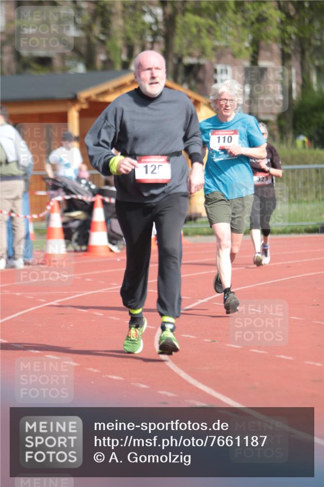 13.04.2025 - Hammer Lauf A. Gomolzig http://msf.ph/oto/7661187 13.04.2025 10:45:29 Ziel 110, 125, 323 meine-sportfotos.de