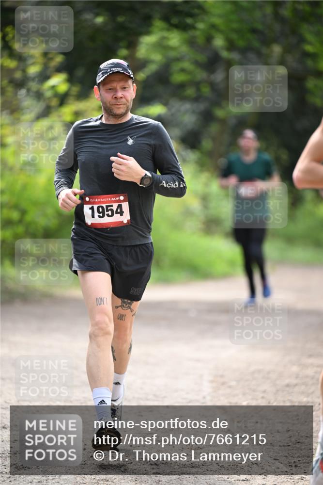 13.04.2025 - Hammer Lauf Dr. Thomas Lammeyer http://msf.ph/oto/7661215 13.04.2025 11:26:12 Laufen 15, 1954 meine-sportfotos.de